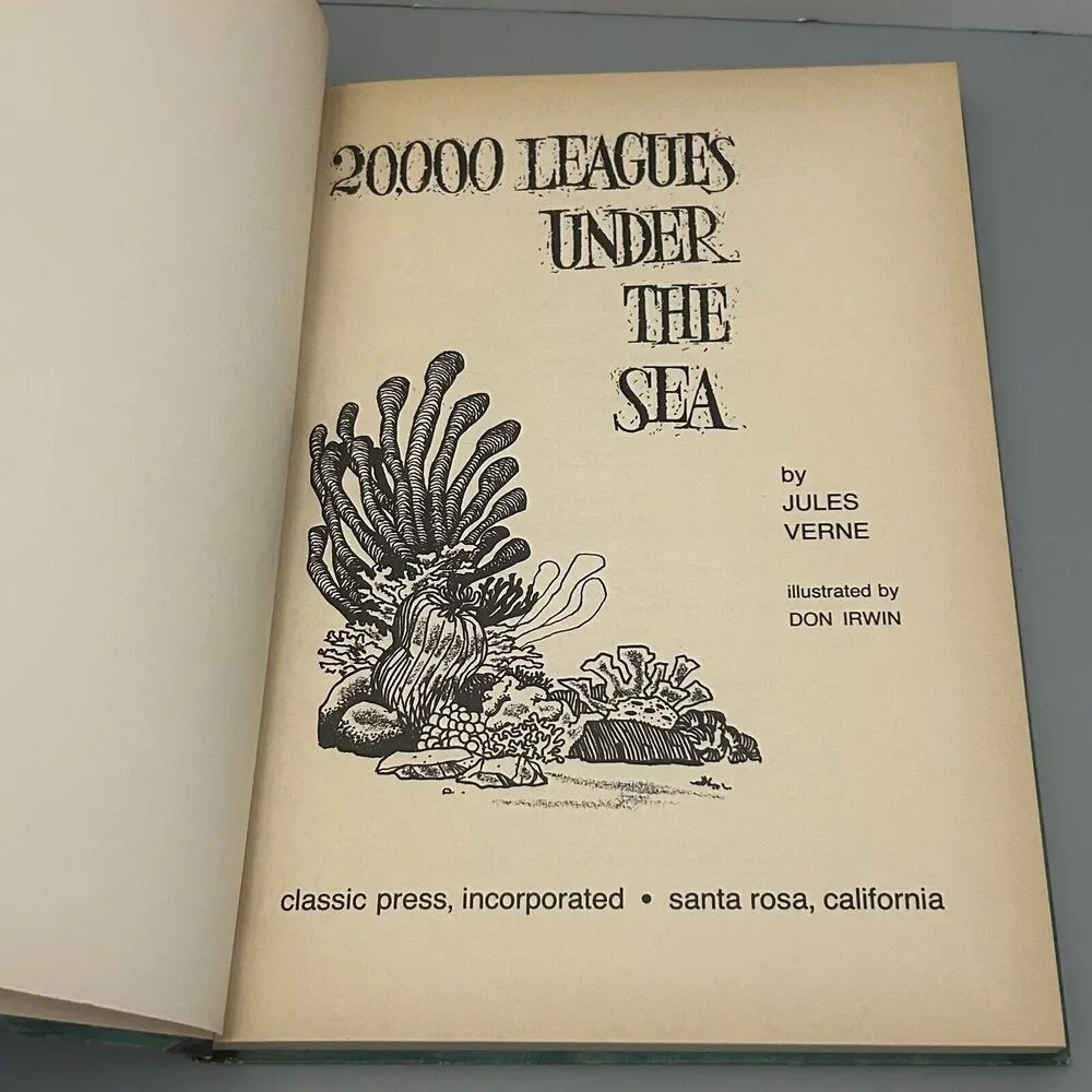 20,000 Leagues Under The Sea by Jules Verne Educator Classic Library 1968 Book